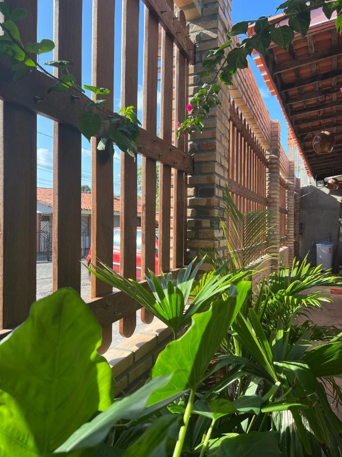 Pousada Vitoria Do Lopes 巴雷里尼亚斯 外观 照片